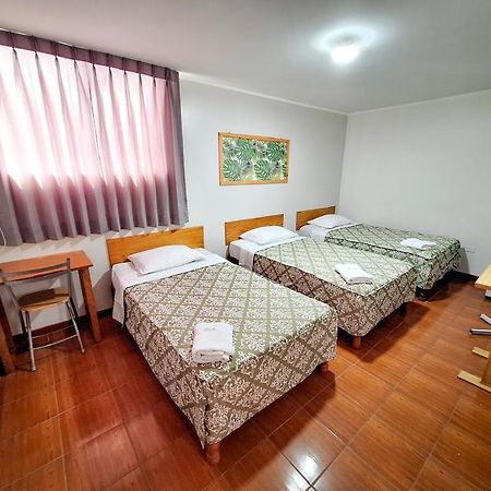 Hostal Montecarlo Camaná Exteriör bild