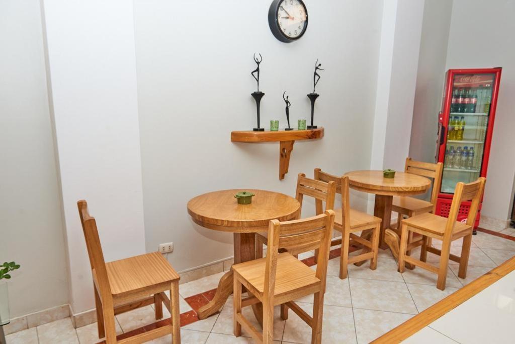 Hostal Montecarlo Camaná Exteriör bild